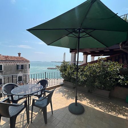 Ca' Delfina Holiday Home Venecia Exterior foto