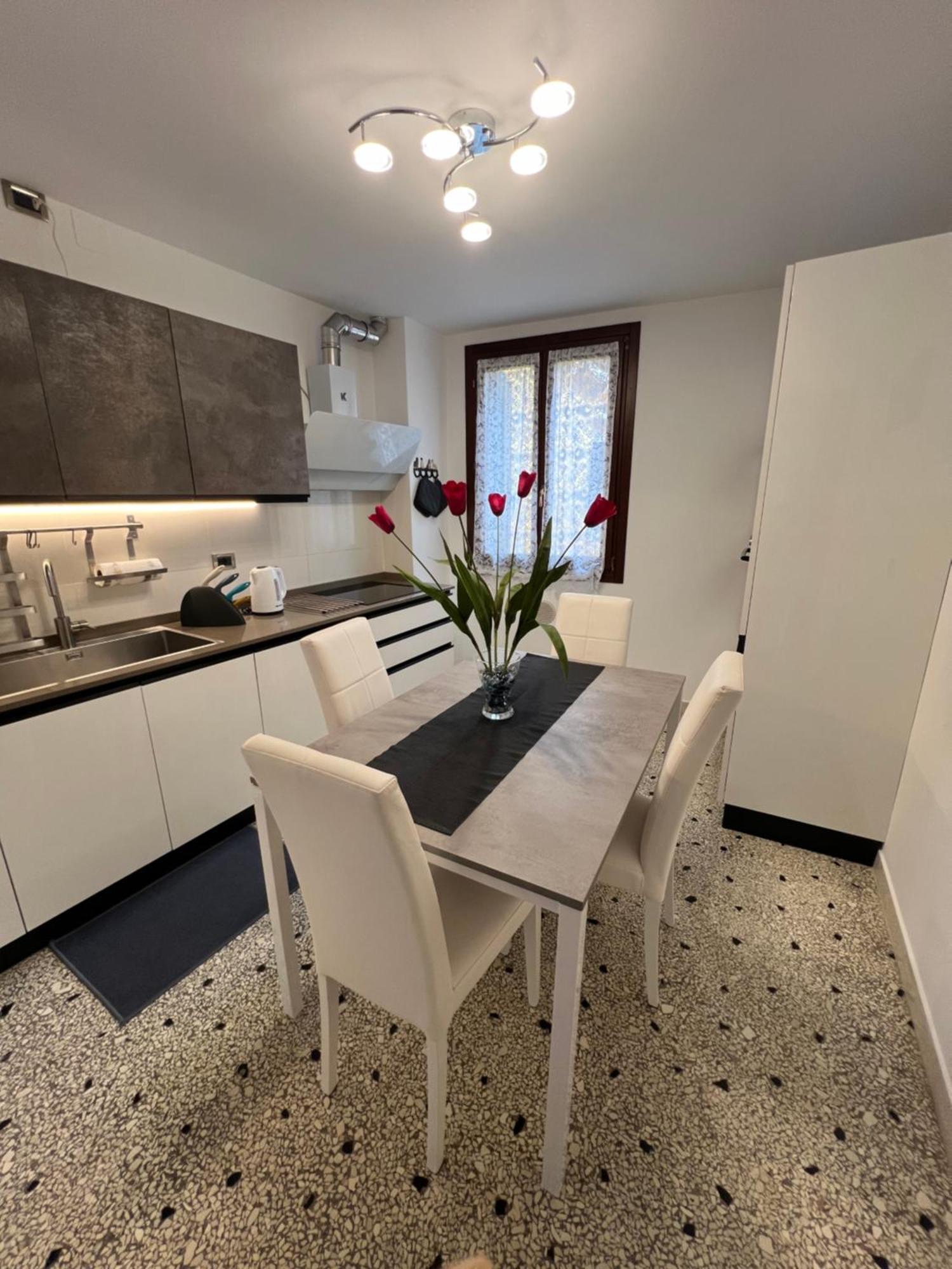 Ca' Delfina Holiday Home Venecia Exterior foto