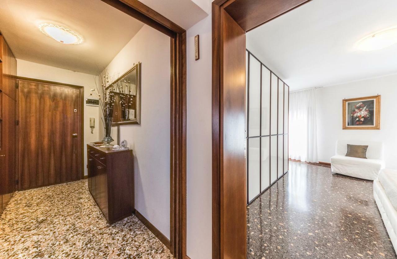 Ca' Delfina Holiday Home Venecia Exterior foto